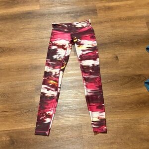 lululemon athletica Red and Pink Patterned Leggings💕